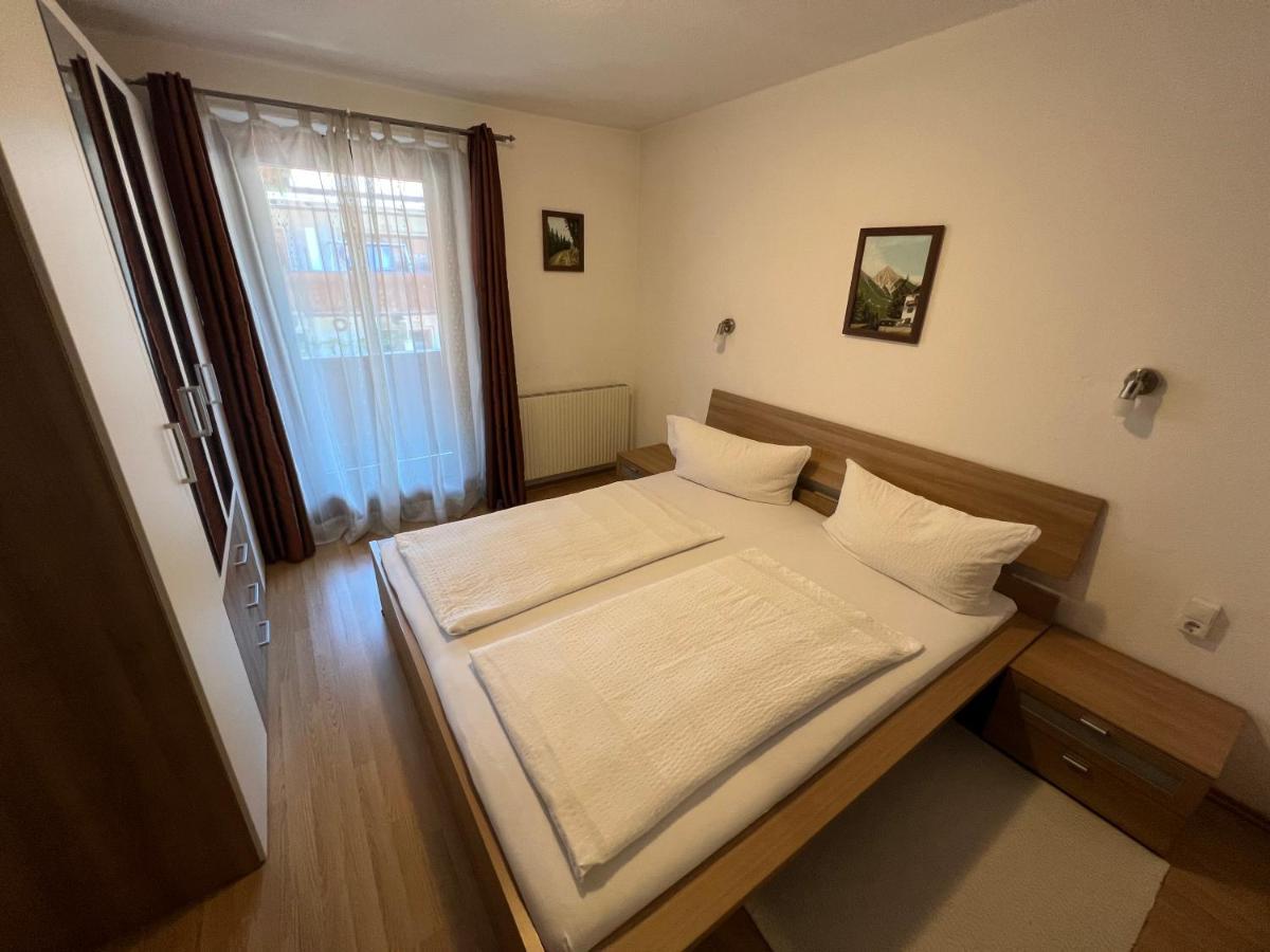 Edelweiss Apartment *