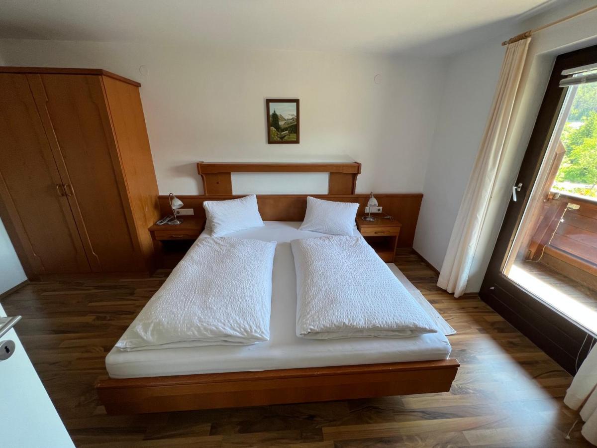 Gaestehaus Edelweiss Apartment *